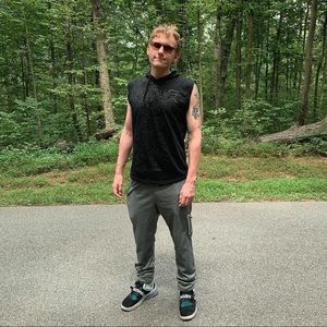 Meet your Posher, Tommy